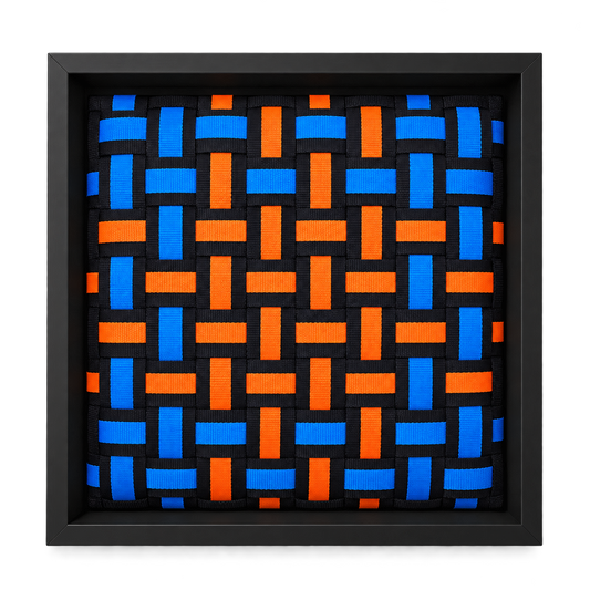Retro Pop - Handgewebtes Wandbild im schwarzen Objektrahmen, 35x35 cm