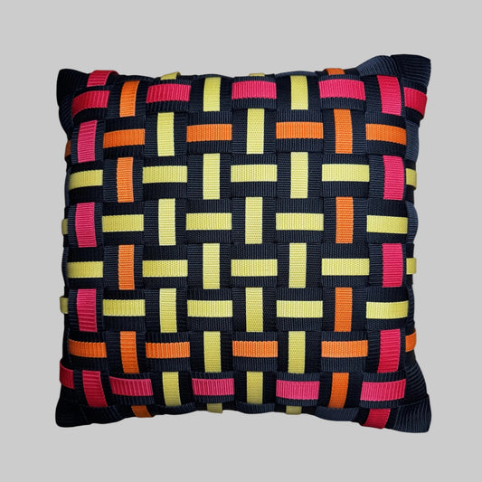 NEON GRID INFERNO Neonmix l Kissenbezug - WOOVE