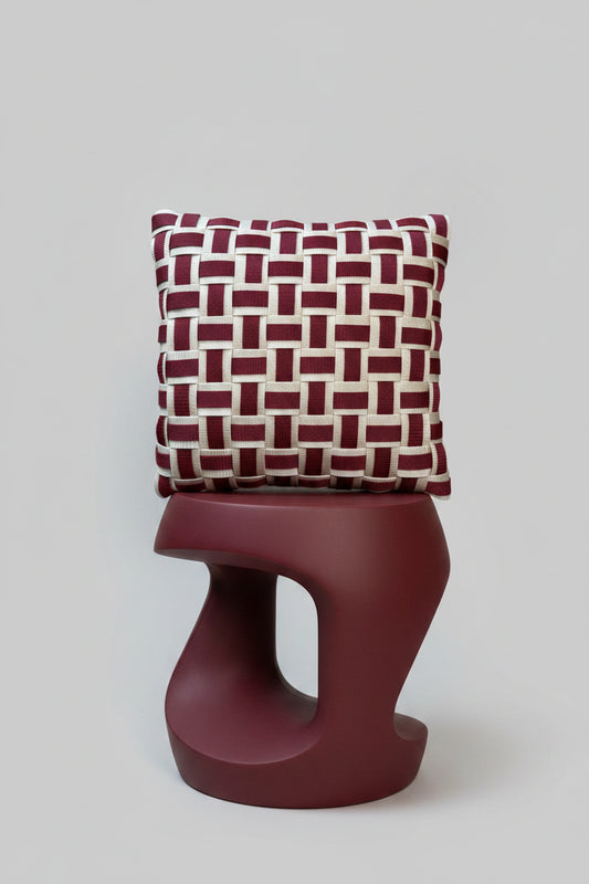 Mira - Handgewebtes Design-Kissen / Pure Cream & Burgundy