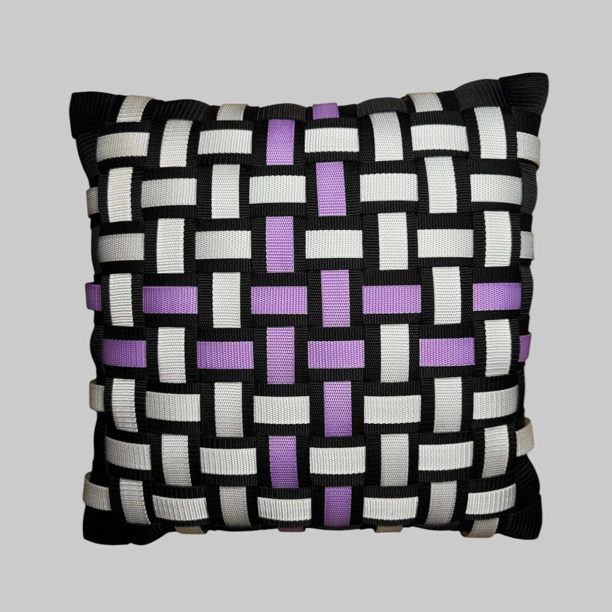 021 NEON GRID LAVENDER Neonmix l Kissenbezug - WOOVE
