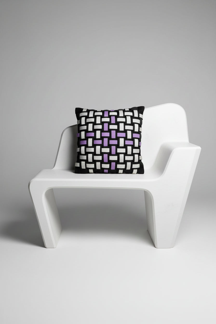 Velia - Handgewebtes Design-Kissen