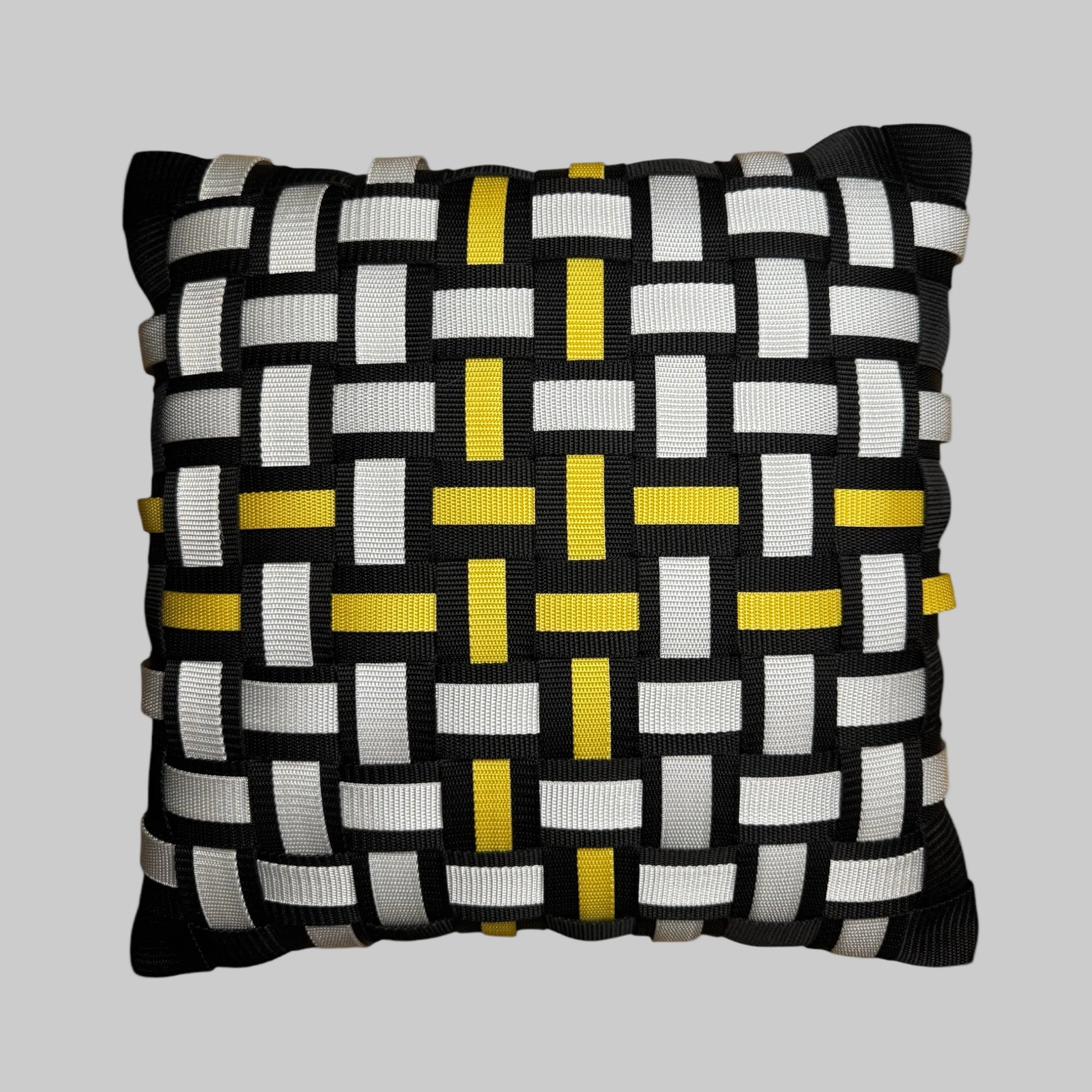 NEON GRID SOLAR Neonmix l Kissenbezug - WOOVE