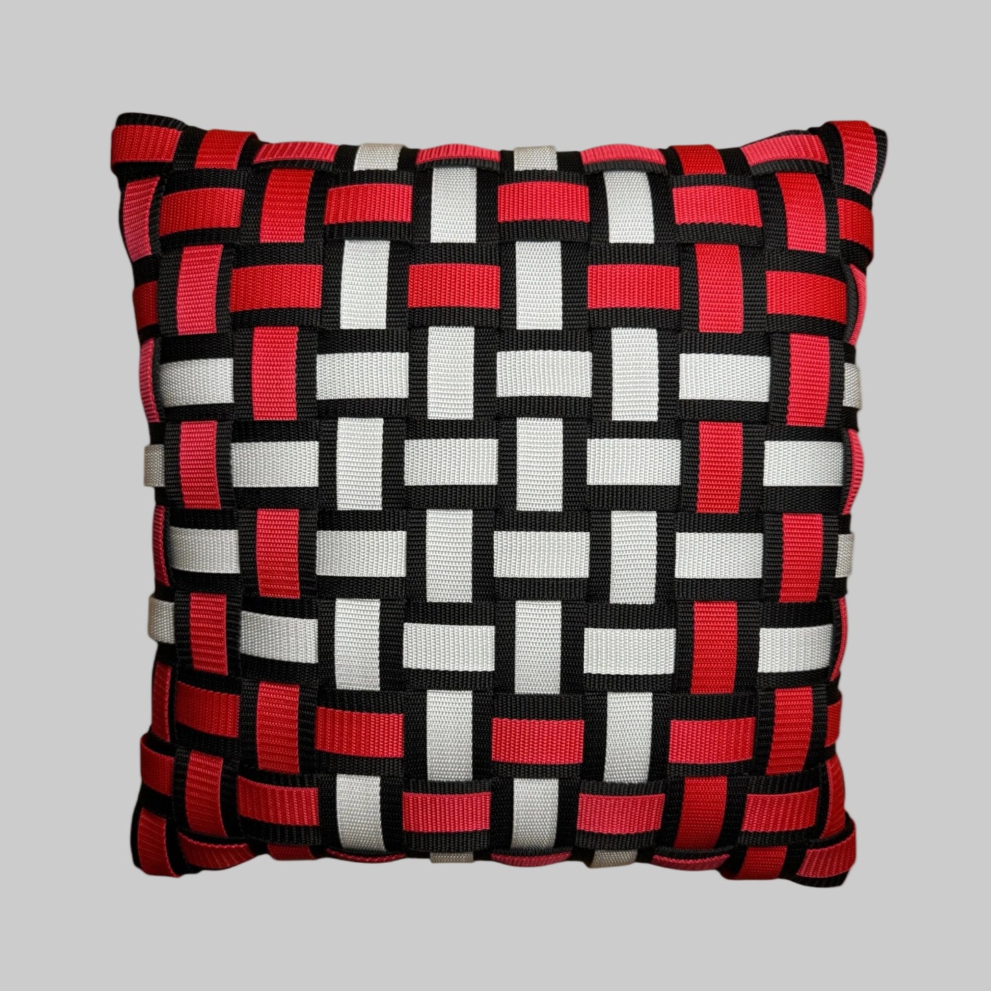 02 RED MOTION Multicolor l Kissenbezug - WOOVE