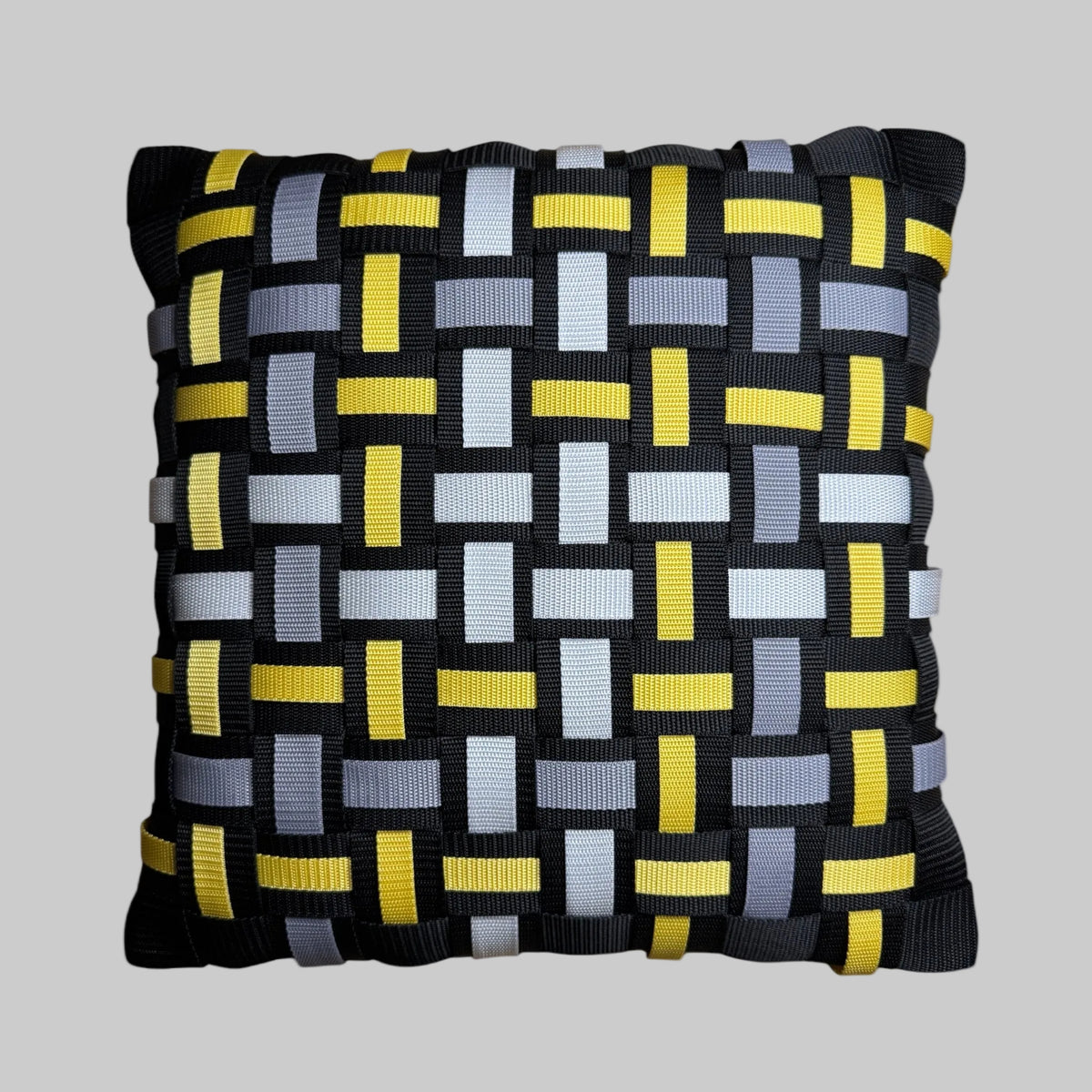 02 YELLOW SIGNAL Multicolor l Kissenbezug - WOOVE