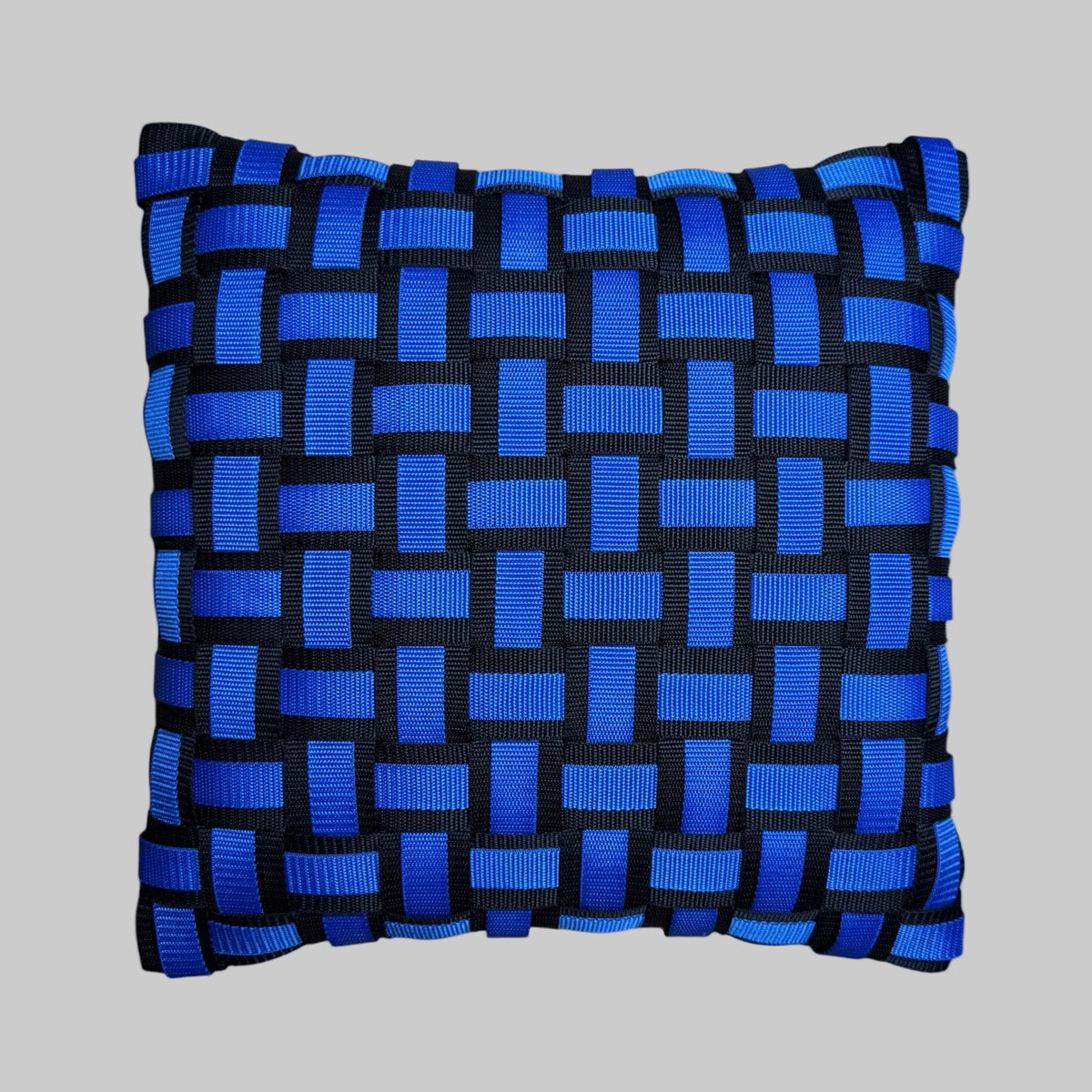 BLUE SIGNAL Schwarz & Blau l Kissenbezug - WOOVE