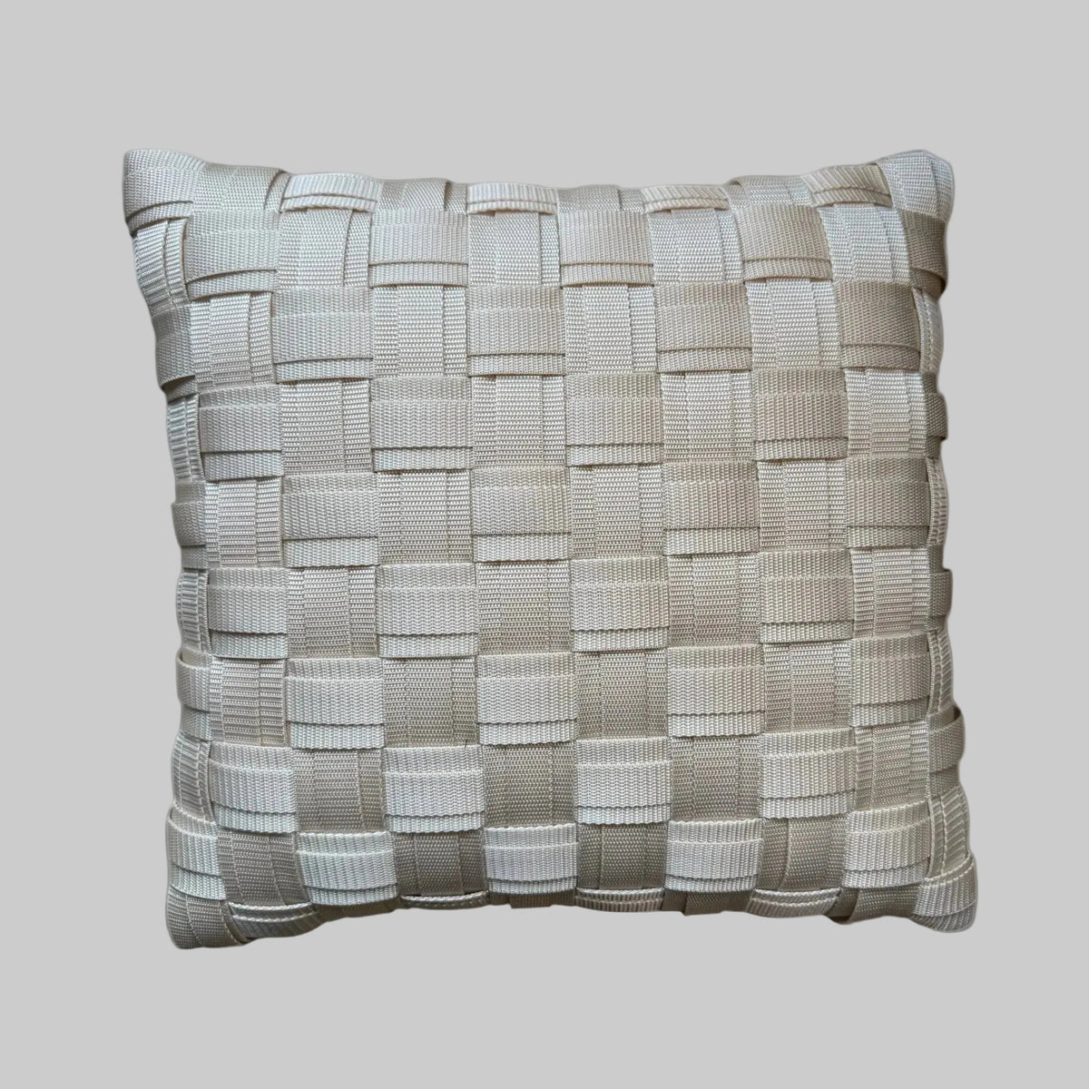 WOOVE Handgewebtes Designer-Kissen  - Grid Ästhetik in Creme / Kissenbezug - WOOVE
