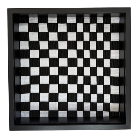 Chess - Handgewebtes Wandbild im schwarzen Objektrahmen, 35x35 cm