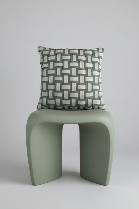 Rova - Handgewebtes Design-Kissen / Sage & Eukalyptus